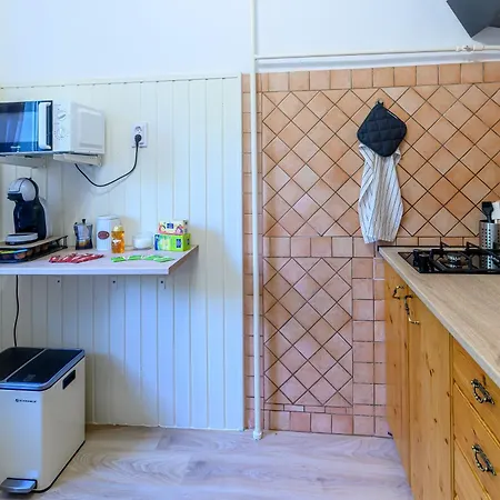 Apartment Deluxe *
